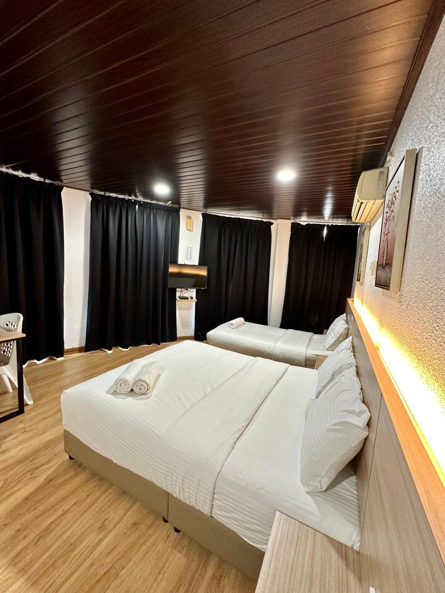 Kangar Hotel Sdn Bhd Екстер'єр фото