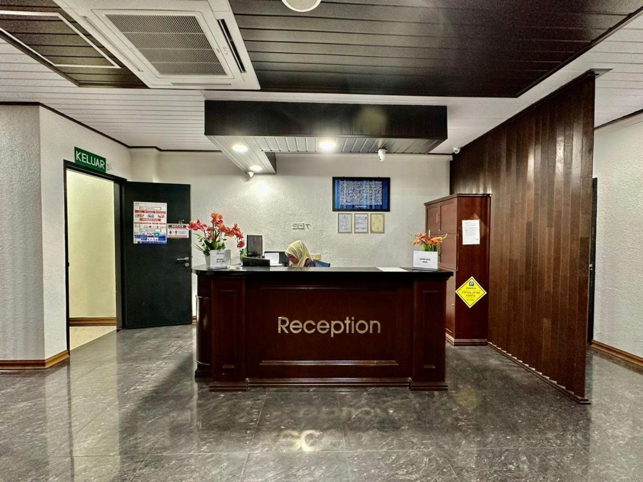Kangar Hotel Sdn Bhd Екстер'єр фото